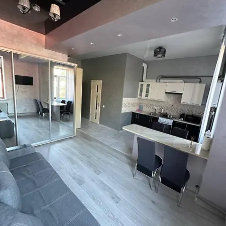 посуточно, возле аркадии ,адмиральский проспект Apartment Odessa